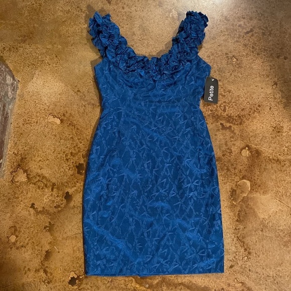 Maggy London Petite ruffle neck sleeveless tapestry body contour sheath dress - Picture 1 of 5